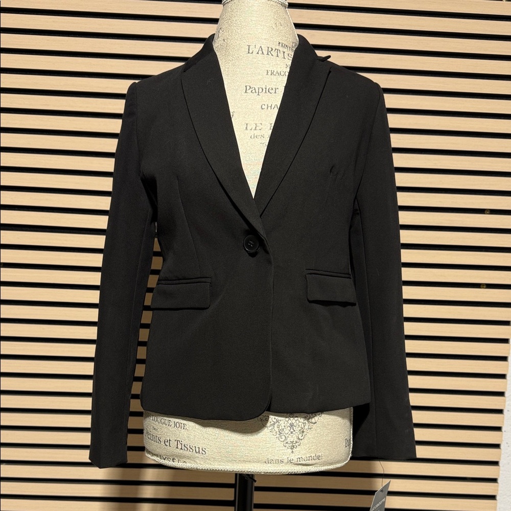 Liz Claiborne  Petite Black Tailored Blazer 4P